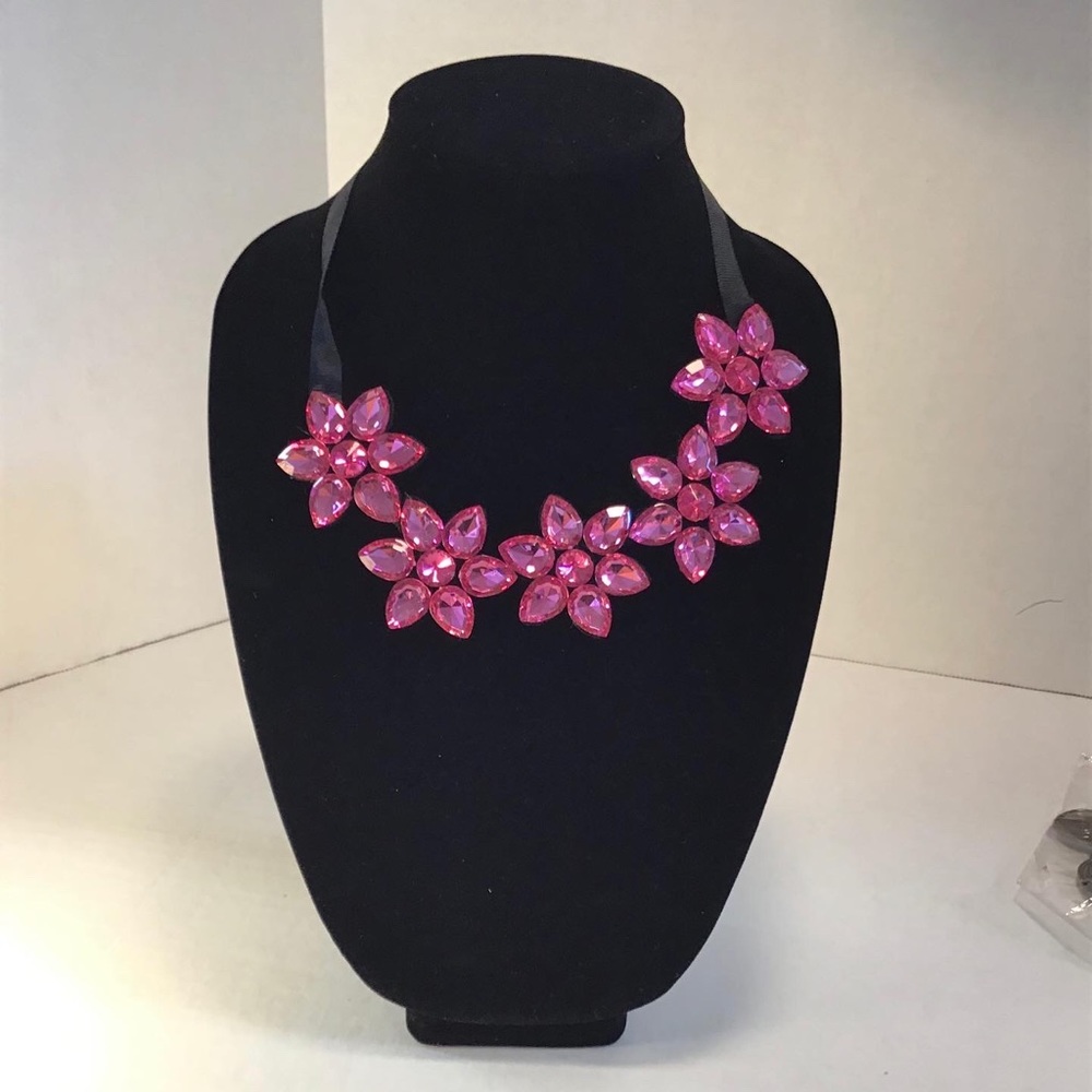 Floral pink necklace